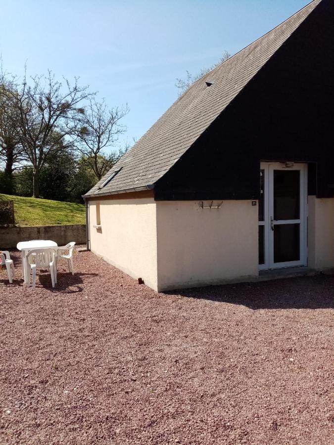 Gite Marguerite Les Moitiers-en-Bauptois Exterior photo